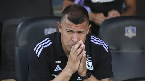 Una gloria de Colo Colo se puso al lado de Jorge Almirón para respaldar una polémica medida tomada.