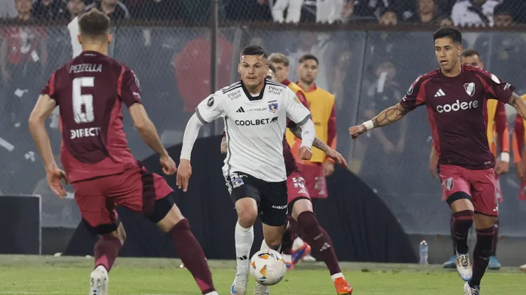 Lucas Cepeda tendría sus horas y días contados en Colo Colo. River Plate prepara una jugosa oferta del que filtran sus detalles.