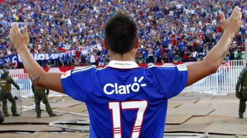 Experto explica por qué Universidad de Chile no debe perder el tiempo e ir sí o sí por Eduardo Vargas.