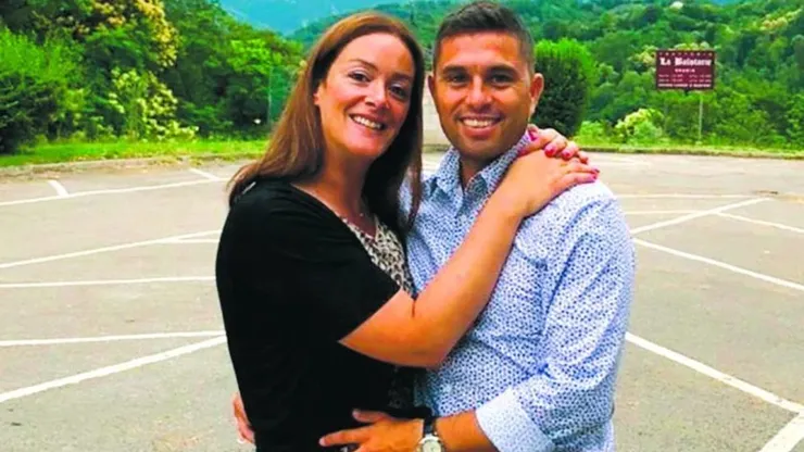 Julio Gutiérrez junto a su señora en Europa.