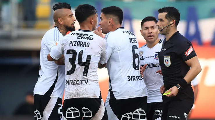 Colo Colo sigue con sus líos internos.