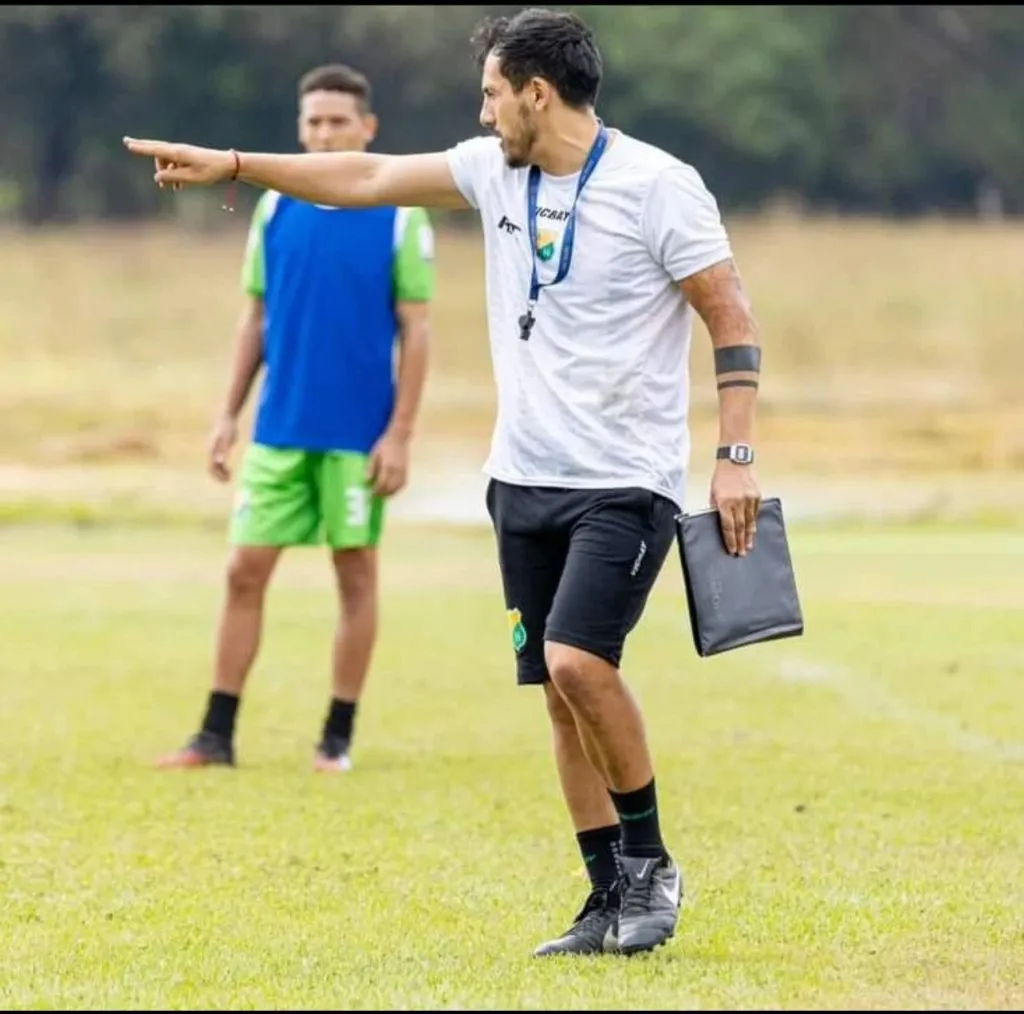 Elvis Aliaga, el DT chileno que trabajó con Marcelo Bielsa, Manuel Pellegrini y Jorge Sampaoli (Cedida)