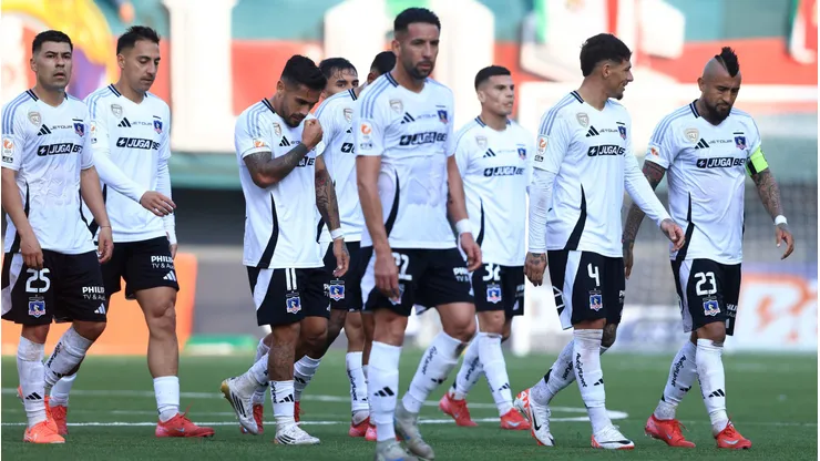 Colo Colo no lo ha pasado bien en la primera rueda y los hinchas esperan refuerzos.