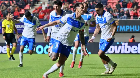 Católica festeja arribo de inesperado refuerzo para Clásico con Colo Colo.