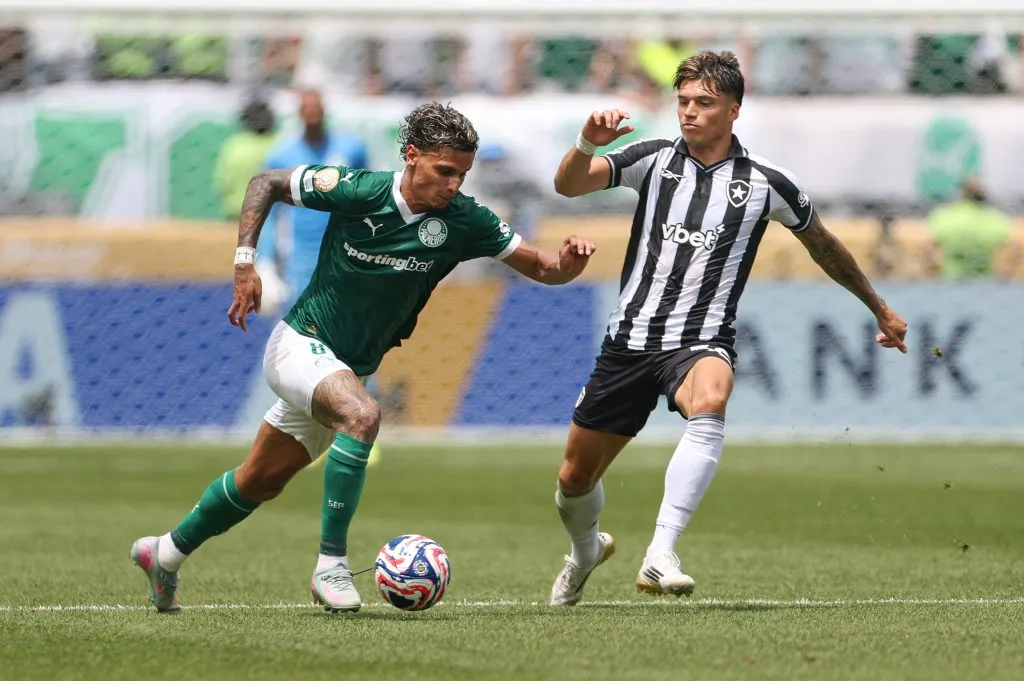 Palmeiras derrotó en el alargue a Botafogo y ya está en cuartos del Mundial de Clubes. Foto: Getty Images.