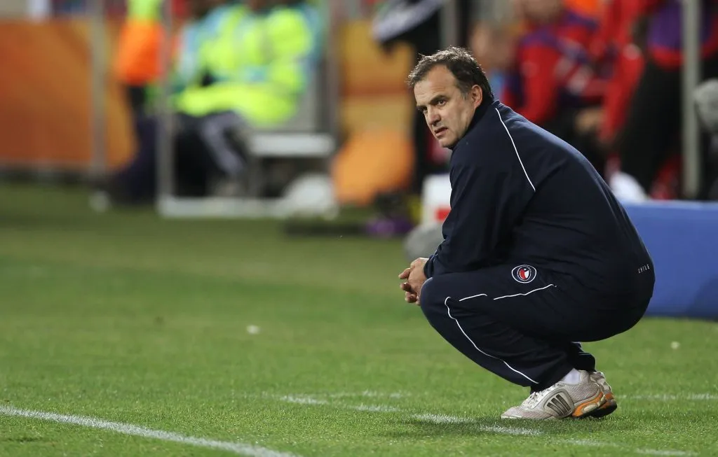 Marcelo Bielsa en el duelo ante Suiza, en Sudáfrica 2010 | Getty Images