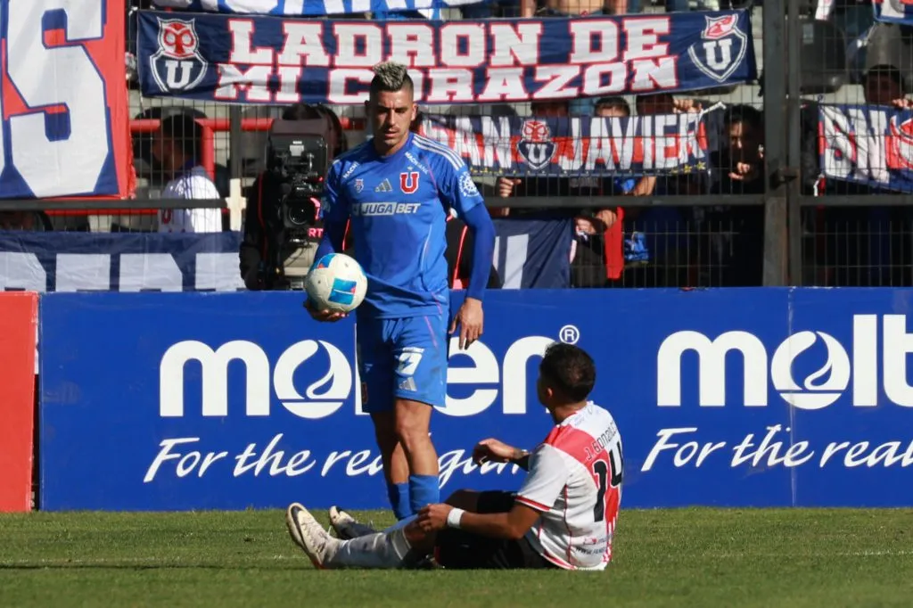 Leandro Fernández visitó a Defensa y Justicia en vacaciones. Foto: Eduardo Fortes/Photosport