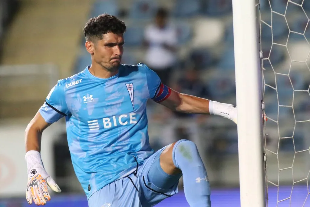 Matías Dituro sonó fuerte en Peñarol, pero el presidente le bajó la caña a la información. (Jorge Loyola/Photosport).