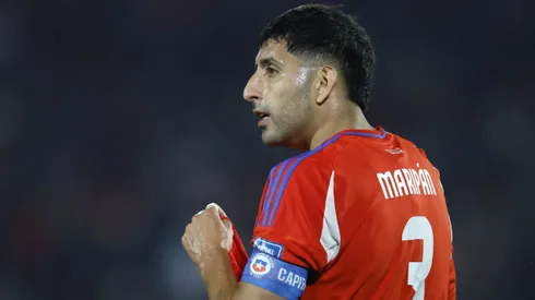 La influencer se lanzó contra el jugador.