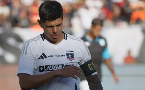 Almirón debe definir al reemplazante de Vidal y todo apunta a Pavez