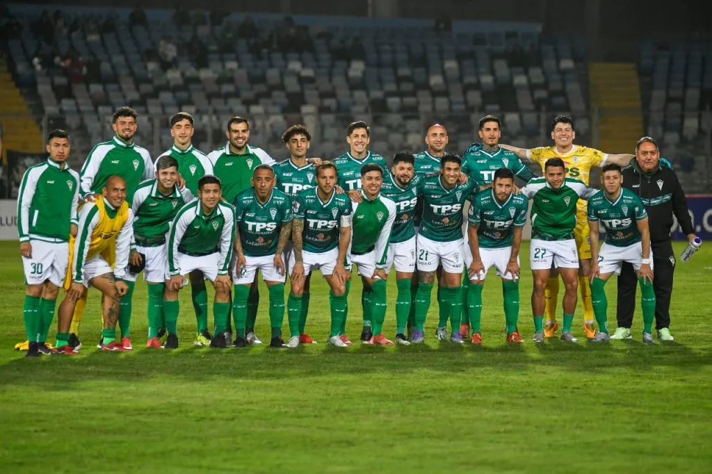 Santiago Wanderers se mete en cuartos de final en Copa Chile (Photosport)