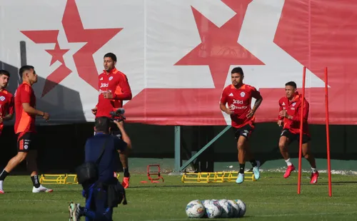 Maripán recordó sus primeros partidos con Alexis en la Roja