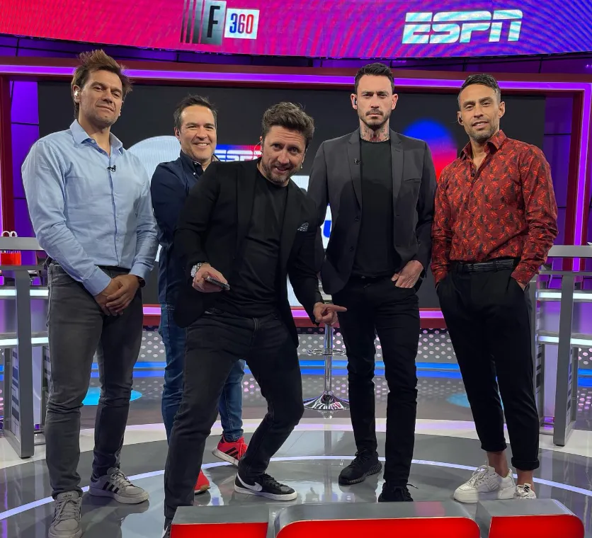 El panel que tenía a Mauricio Pinilla en ESPN: José Luis Villanueva, Cristián Caamaño, Francisco Sagreo, Pinigol y Jorge Valdivia.