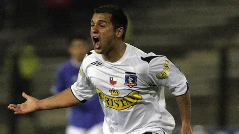 El Grillo hace la pega del Viejo Pascuero donde no llega la Navidad.