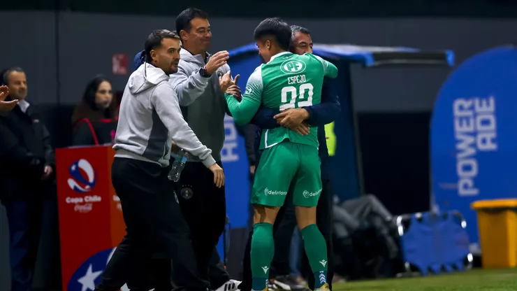 Juan José Ribera sigue brillando con Audax Italiano.