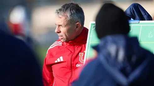 Gustavo Álvarez recupera uno de sus titulares en U de Chile.