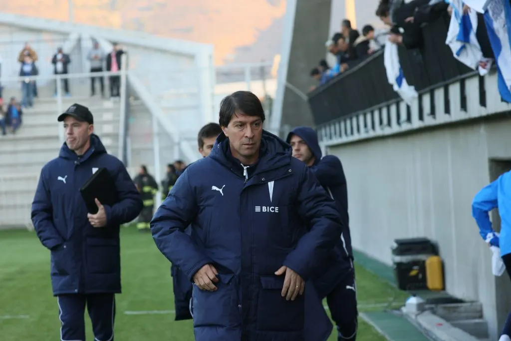 Daniel Garnero define la formación de U. Católica contra Colo Colo | Photosport