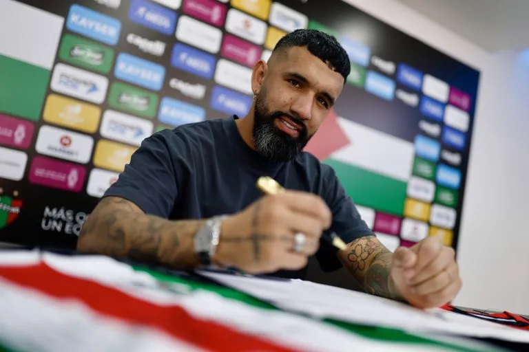 Ronnie Fernández es una de las buenas contrataciones de Palestino para el segundo semestre. | Foto: Palestino. 