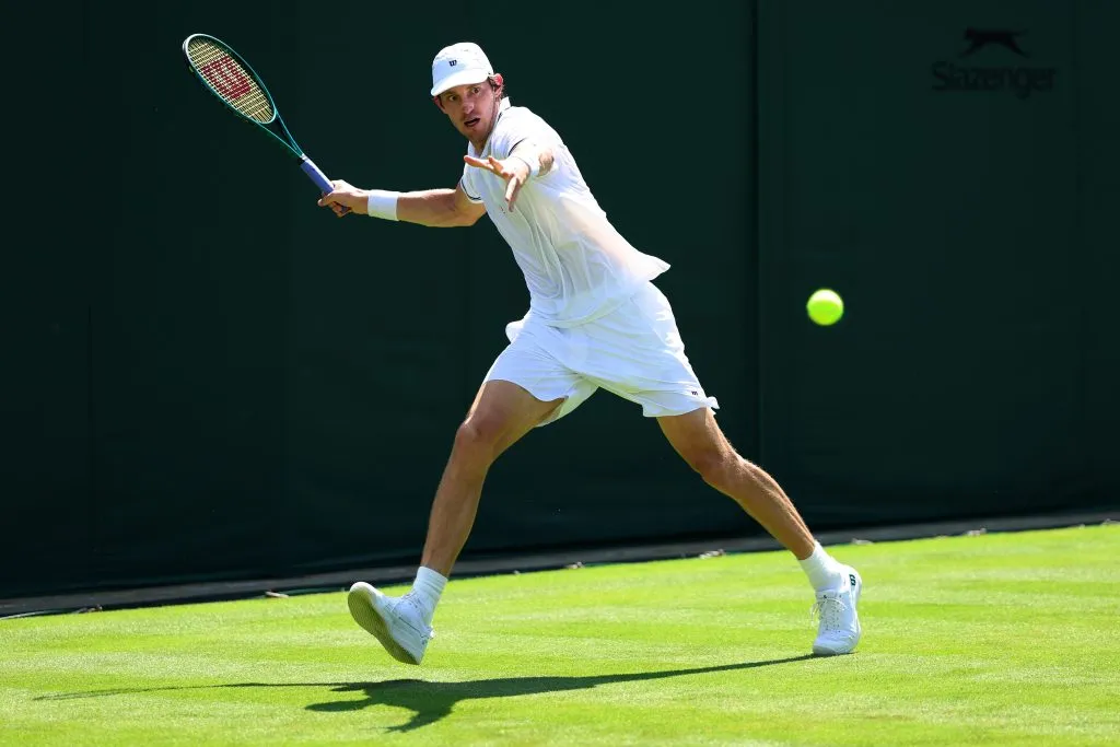 Nicolás Jarry va por la cuarta ronda. (Photo by Dan Istitene/Getty Images)