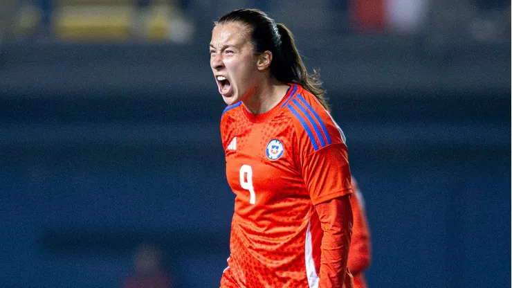 Sonya Keefe lideró la goleada de Chile contra Bolivia: La Roja se va a la Copa América.