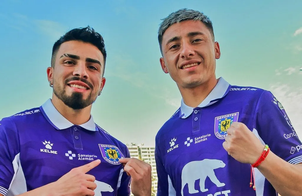 Carlos Morales y Josué Ovalle fueron oficializados como flamantes refuerzos en este mercado de pases. | Foto: Deportes Concepción.
