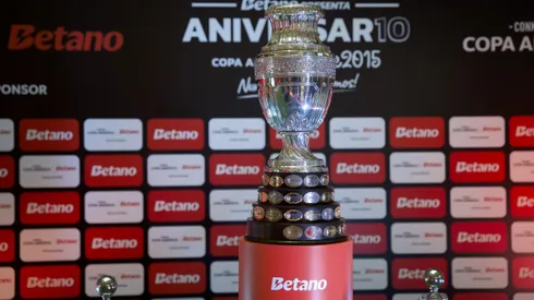 El trofeo de la Copa América está en Chile hasta este sábado 5 de julio.