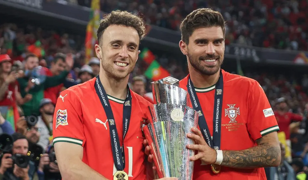 Rúben Neves y su amigo Diogo Jota. (Foto: Getty Images)