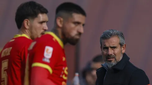 Futbol, Union Espanola vs Universidad de Chile Fecha 4, Liga de Primera 2025 El entrenador de Union Espanola Miguel Ramirez es fotografiado durante un partido de primera division contra Universidad de Chile disputado en el estadio Santa Laura en Santiago, Chile. 05/07/2025 Andres Pina/Photosport Football, Union Espanola vs Universidad de Chile 4th turn, First Division League 2025 Union Espanola head coach Miguel Ramirez is pictured during a first division match against Universidad de Chile at the Santa Laura stadium in Santiago, Chile. 05/07/2025 Andres Pina/Photosport