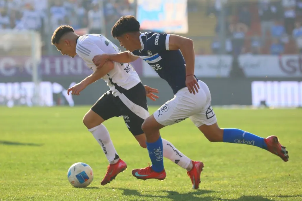 Lucas Cepeda tuvo un difícil duelo ante el joven Sebastián Arancibia. (Dragomir Yankovic/Photosport).