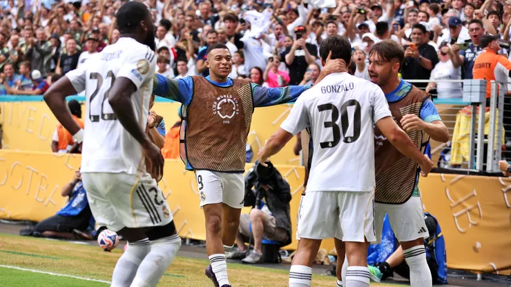 Real Madrid es castigado por UEFA en pleno Mundial de Clubes.