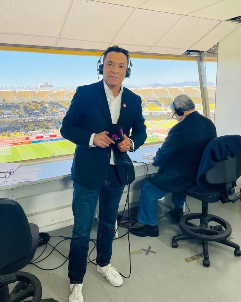 Poco tiempo le queda a Claudio Palma relatando fútbol chileno. Foto: Claudio Palma/Instagram