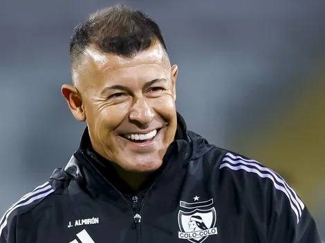 Algo bajó: el monto que le cuesta a Colo Colo echar a Almirón