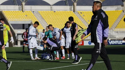 Jorge Almirón está más solo que nunca.