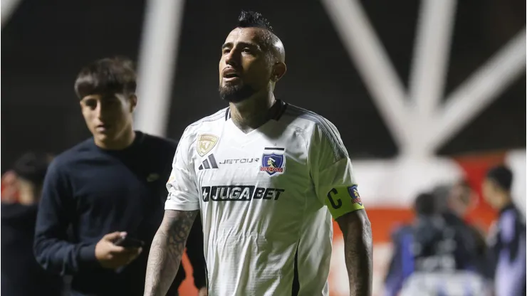 Arturo Vidal vuelve a sacar ronchas en Colo Colo.