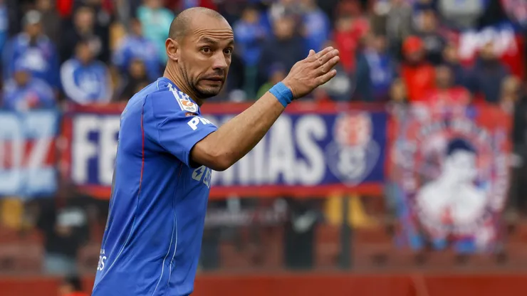 Marcelo Díaz es la gran ausencia de la U para el Superclásico.