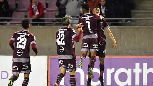 Deportes La Serena y Santiago Wanderers protagonizan guerra de goles en la Copa Chile.