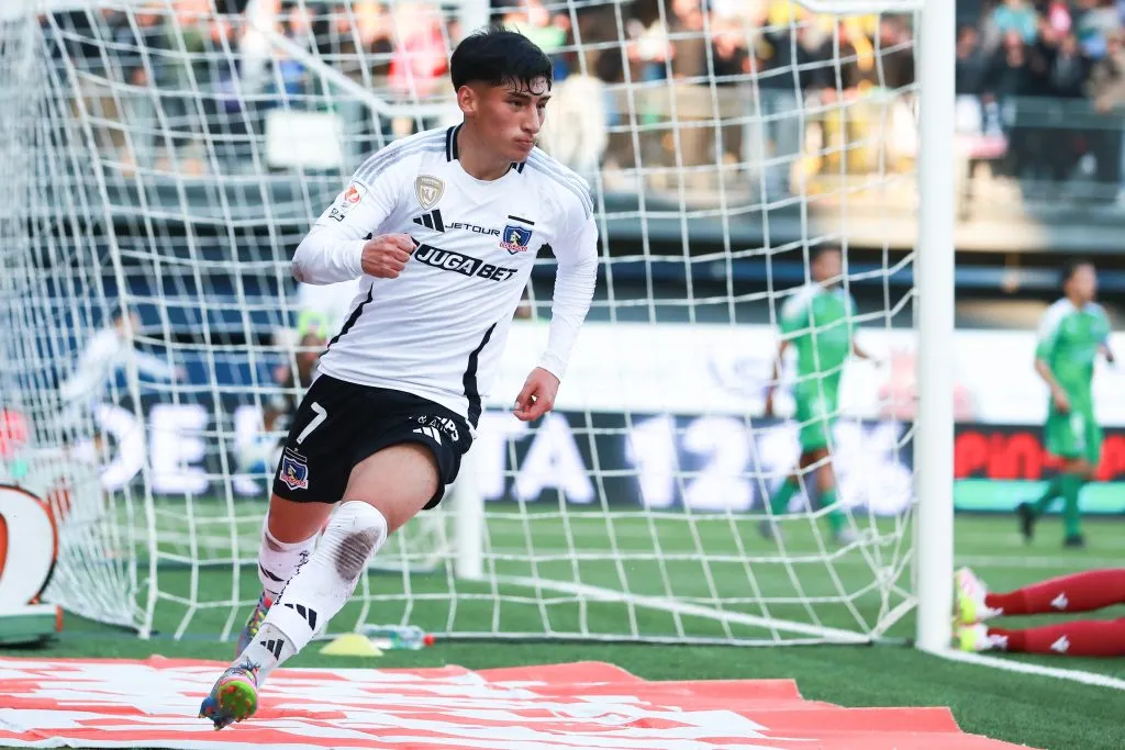 Para Claudio Borghi, Francisco Marchant debe jugar el Superclásico con Colo Colo. Foto: Photosport.