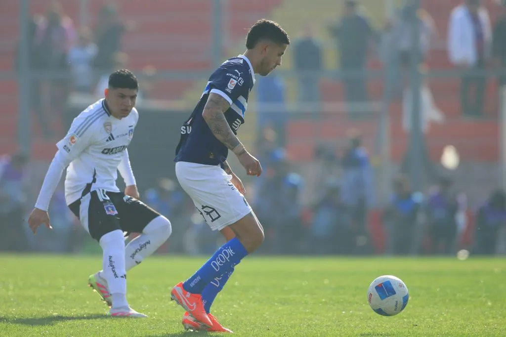 Claudio Aquino no ha tenido el mejor de los rendimientos en Colo Colo. | Foto: Photosport.