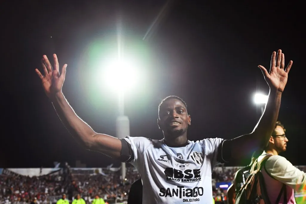 Luis Angulo fue parte del equipo de Central Córdoba que le ganó la final de la Copa Argentina a Vélez Sarsfield. (Hernan Cortez/Getty Images).