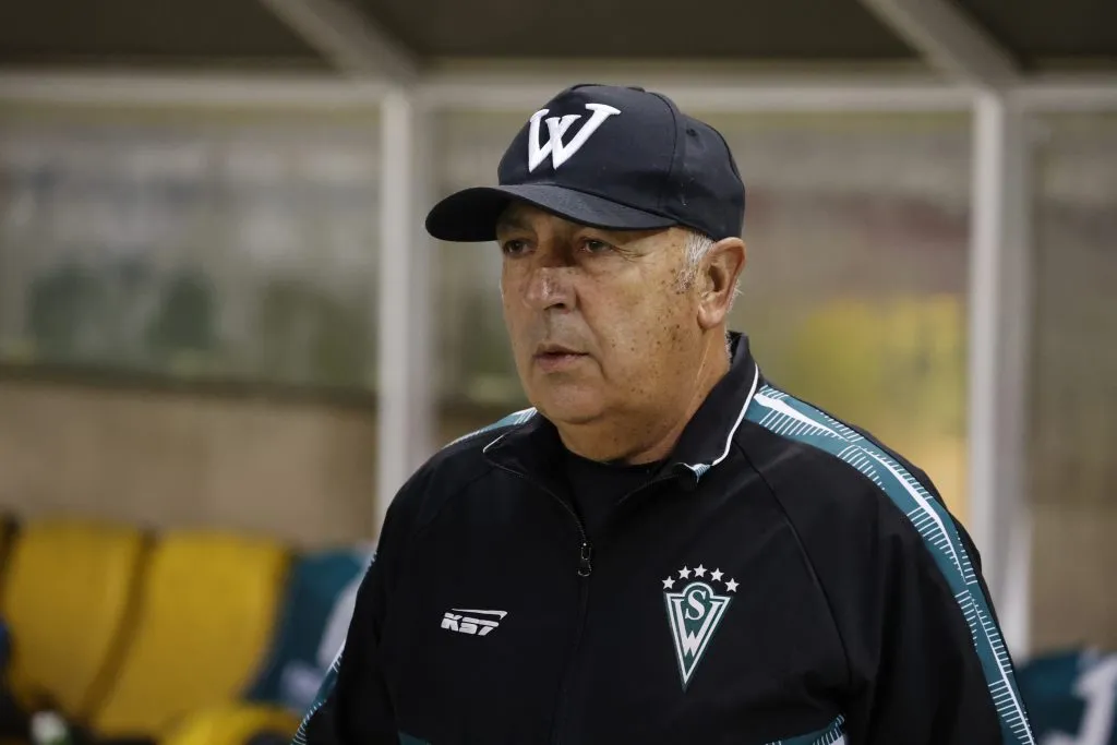 Domingo Sorace habla de los refuerzos de Wanderers. Foto: Raul Zamora/Photosport