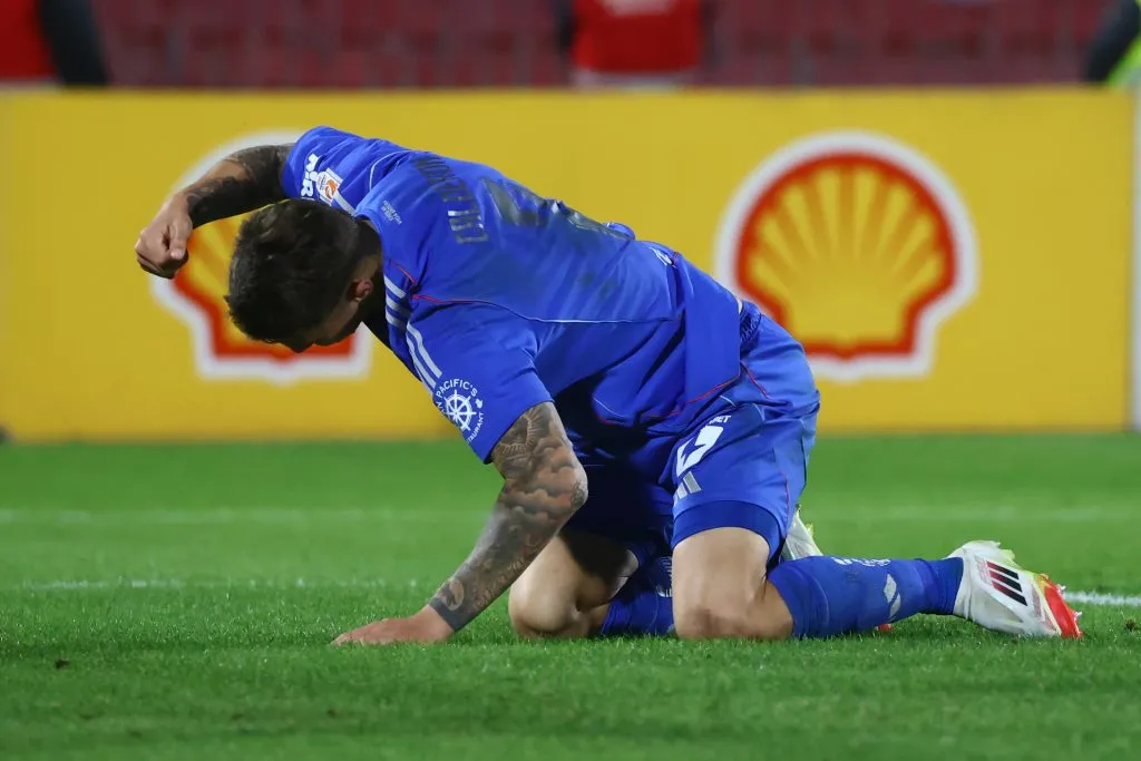 Franco Calderón quedó fuera de la oncena titular en U de Chile para el Superclásico. Foto: Jonnathan Oyarzun/Photosport