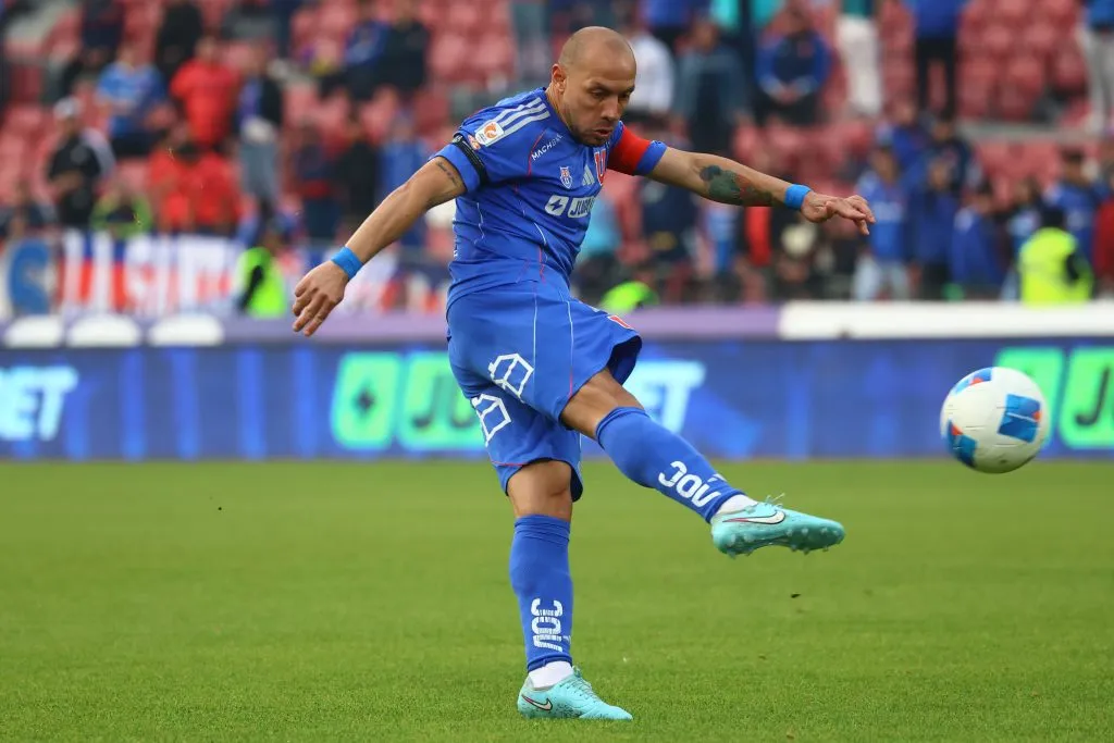 Marcelo Díaz dejará la titularidad en el Superclásico. Foto: Jonnathan Oyarzun/Photosport
