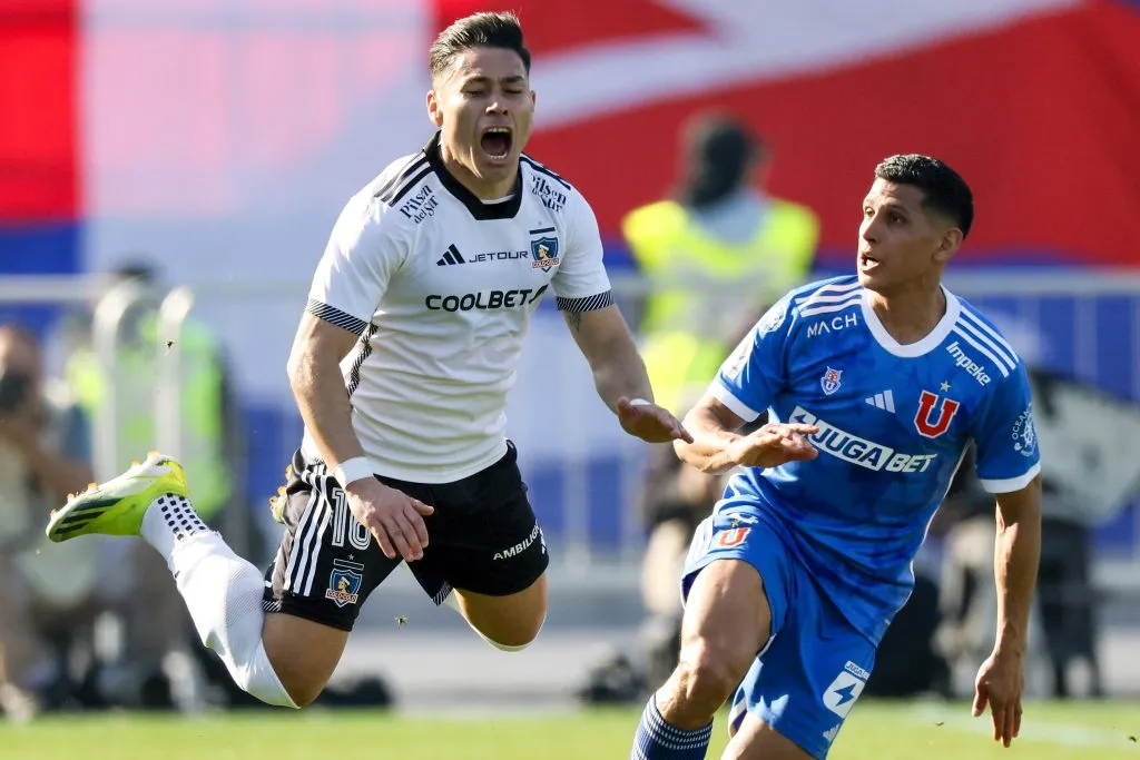 Óscar Opazo no entró en la citación de Colo Colo a pesar de que Mauricio Isla se lesionó. Foto: Photosport.