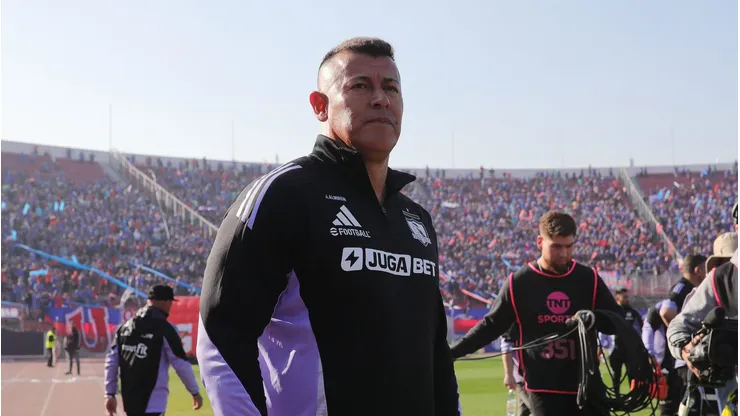 Almirón recibió importante respaldo de Mosa