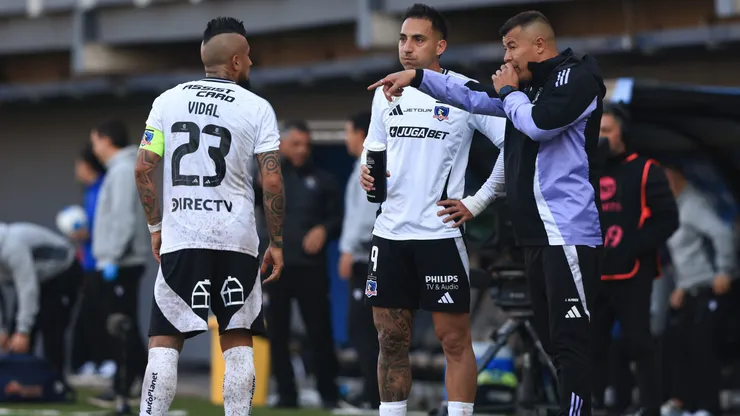 Colo Colo enfrentado en la interna.