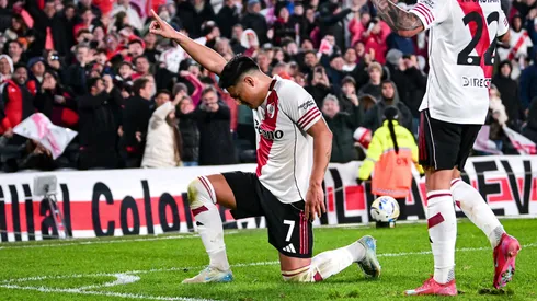 Maxi Salas debuta en River con gol y festejo del Matador Salas.
