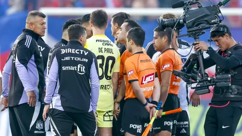 Jorge Almirón fue expulsado en el Superclásico.