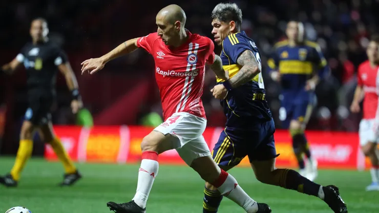 Carlos Palacios recibe críticas en Argentina.