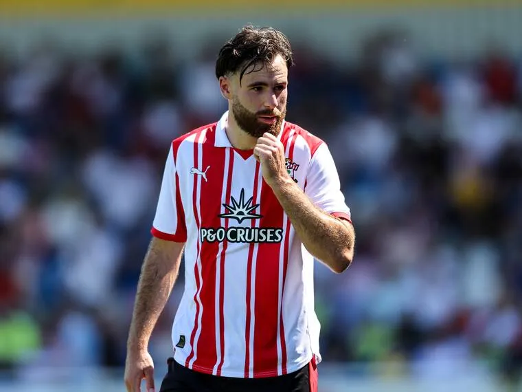 Ben Brereton apunta a recuperar su mejor versión en esta temporada 2025-26. | Foto: Getty Images.