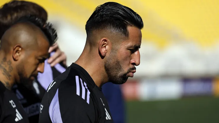 Mauricio Isla está en el ojo del huracán.